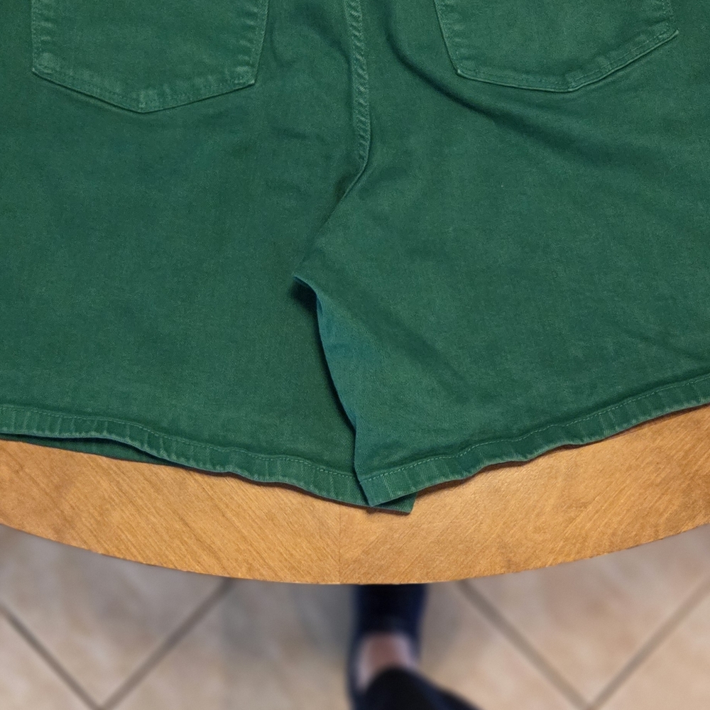 Women's Judy Blue Emerald Green Shorts. Hits Above Knee. Like New 3x. - Picture 2 of 2